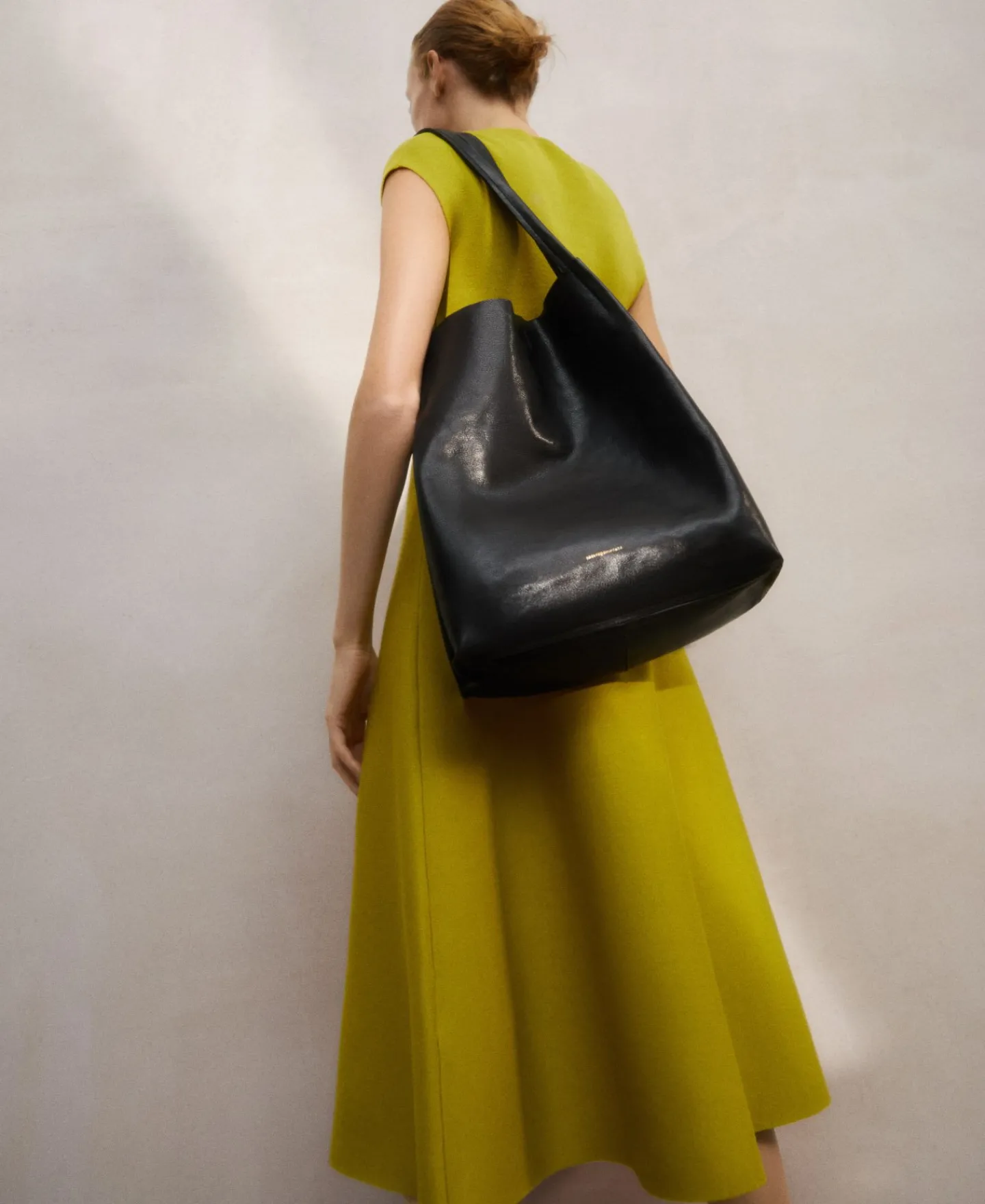 mala_shopper_maxi_em_pele_5.webp Adolfo Dominguez Malas | Mala Shopper Maxi Em Pele Curtida Preto